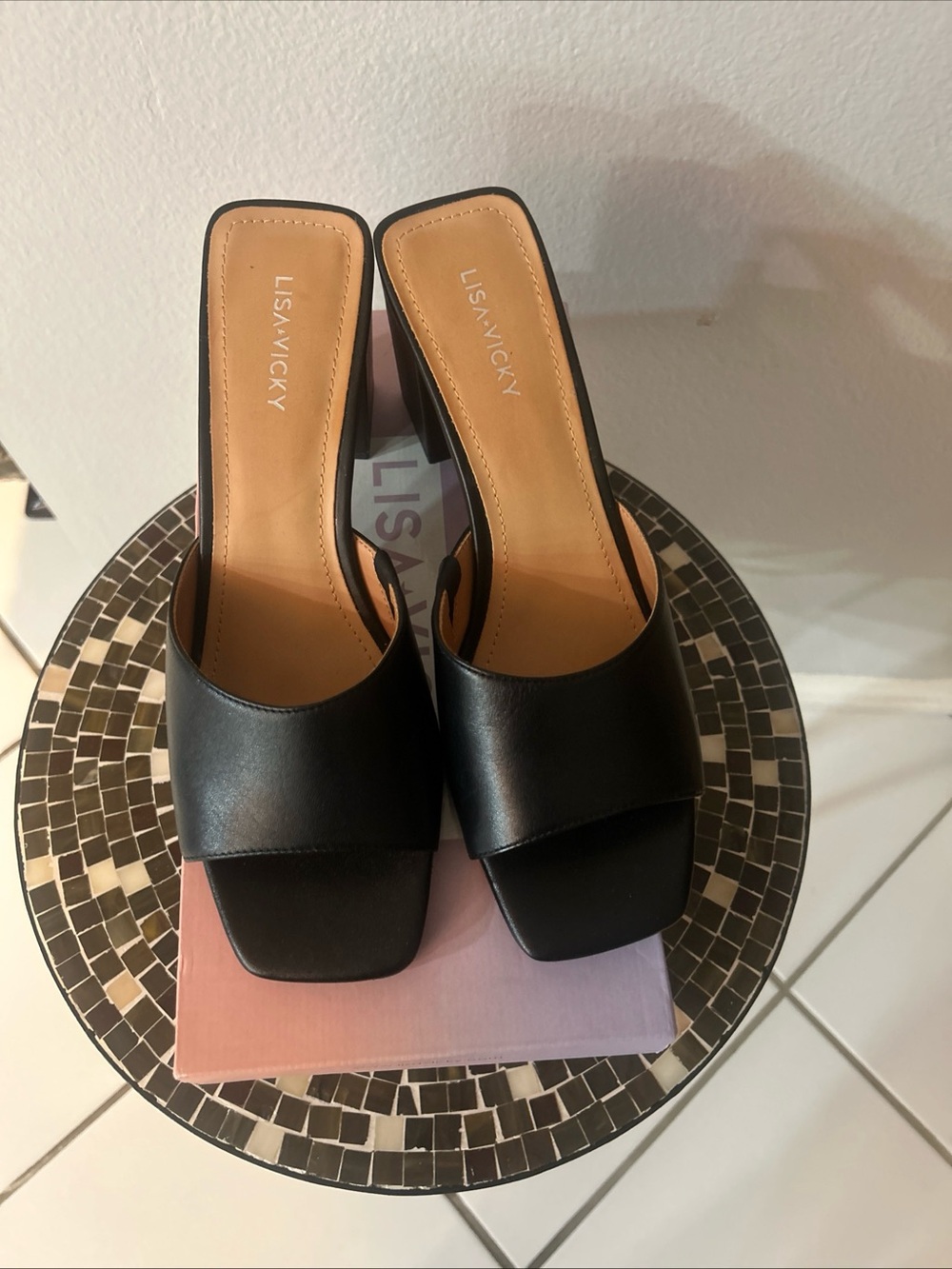 Lisa Vicky Black Square-Toe Slide Mules